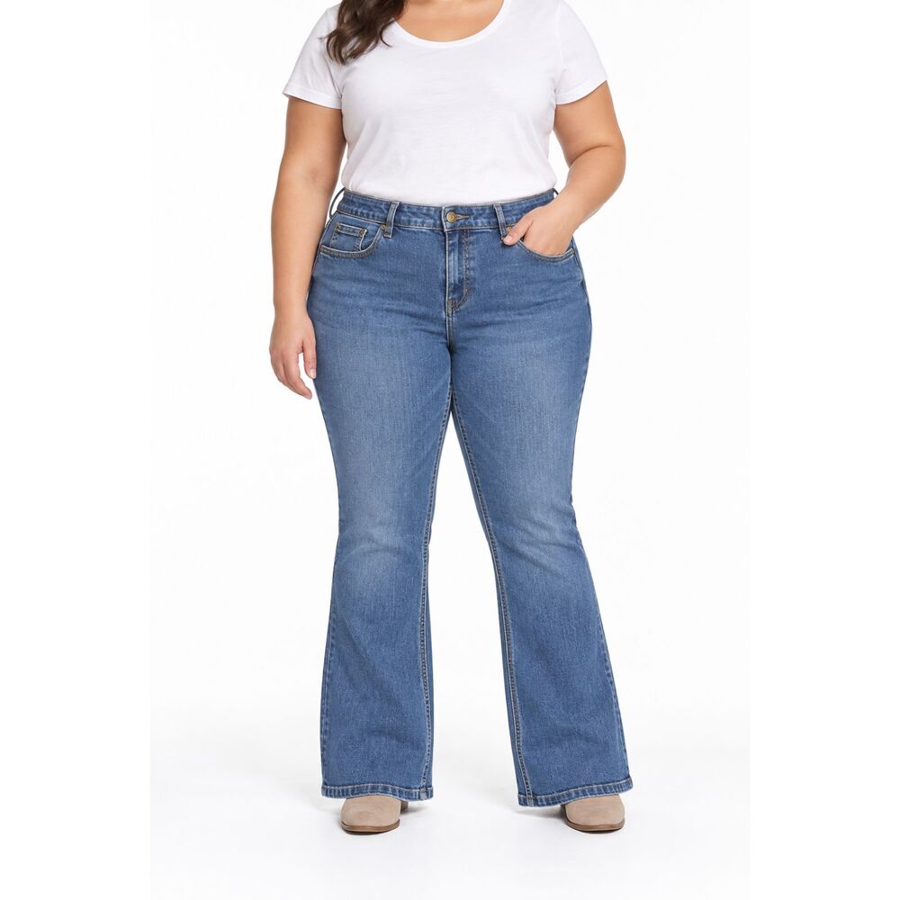 Lane Bryant Bootcut Genius Fit Jeans in Medium Wash | Size 20 Regular